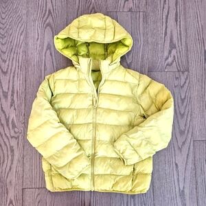 Uniqlo kids puffer jacket, yellow, size 11-12